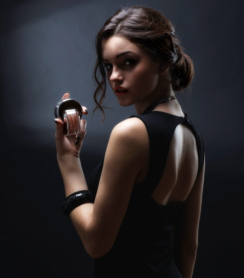 artwork-category-bg-damen-tinified